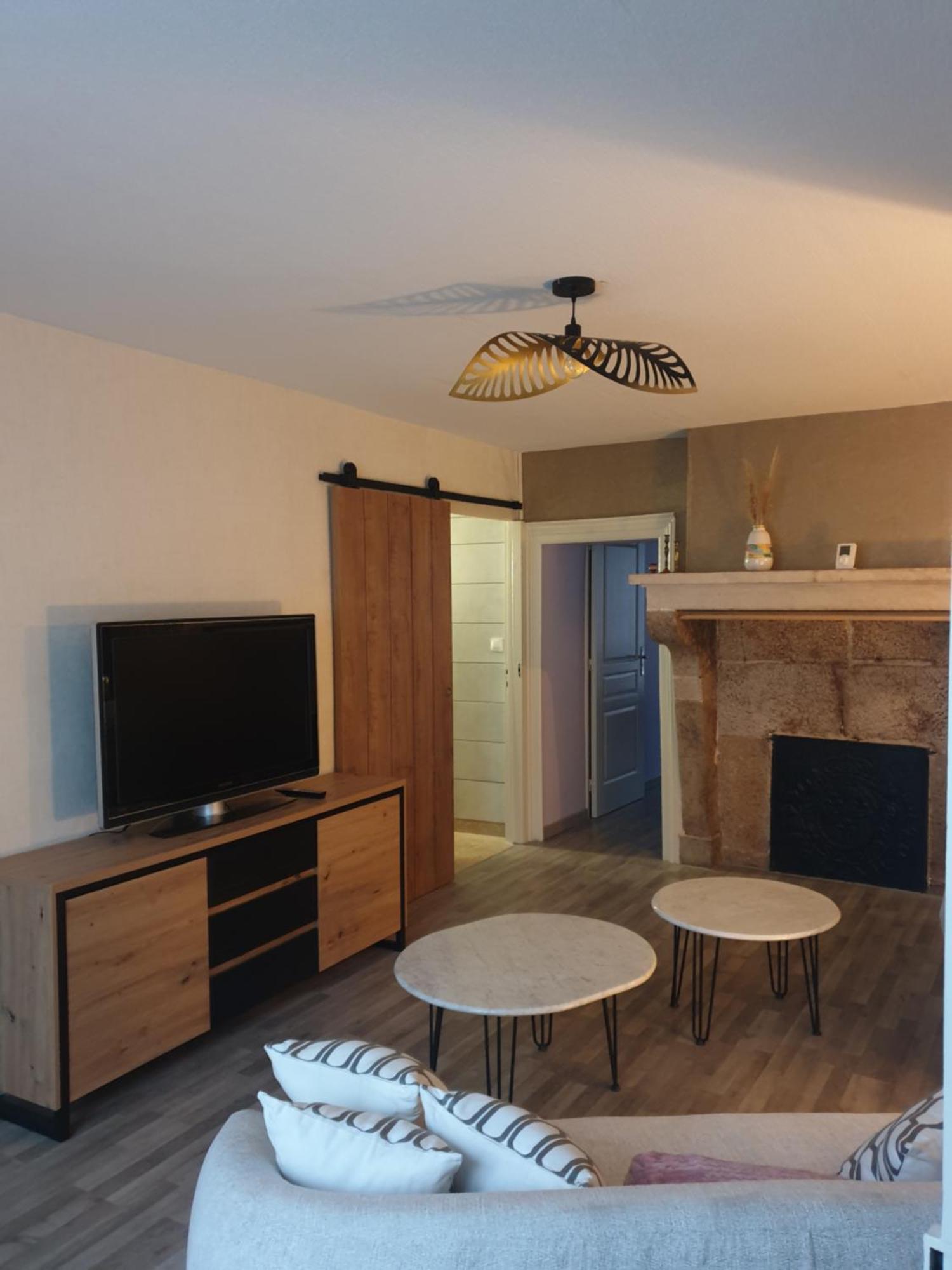 Holiday home Chez Emile Cote Face Maison Entiere, 2 Chambres,jardin Et Terrasse *