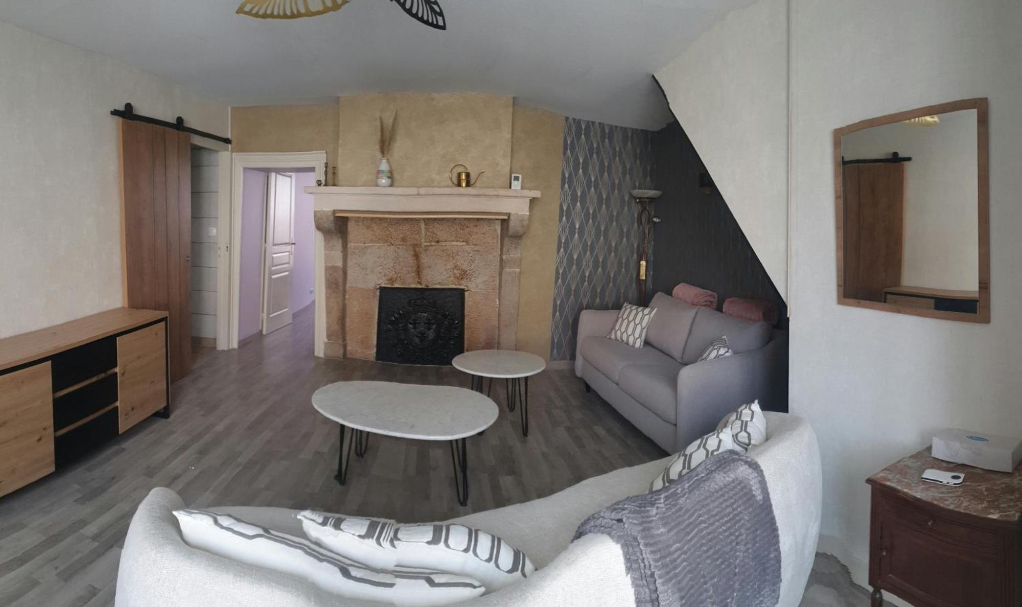Holiday home Chez Emile Cote Face Maison Entiere, 2 Chambres,jardin Et Terrasse