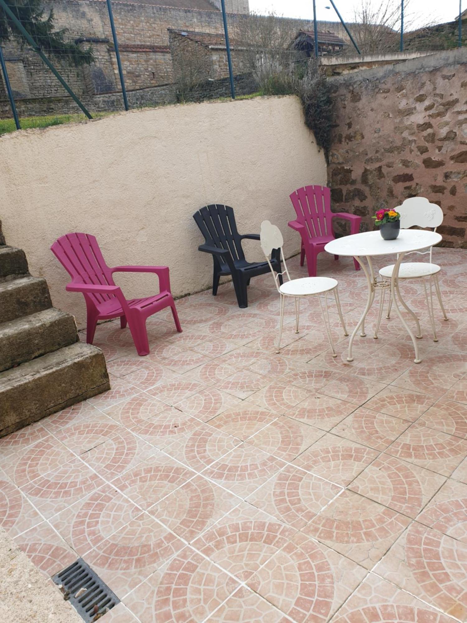 Chez Emile Cote Face Maison Entiere, 2 Chambres,jardin Et Terrasse Holiday home Humes-Jorquenay